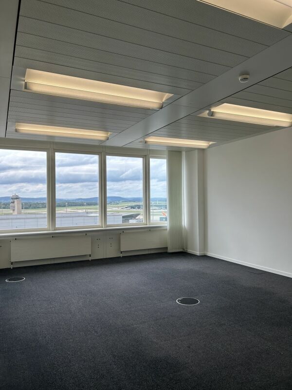 135m² office, photo 4 of 8