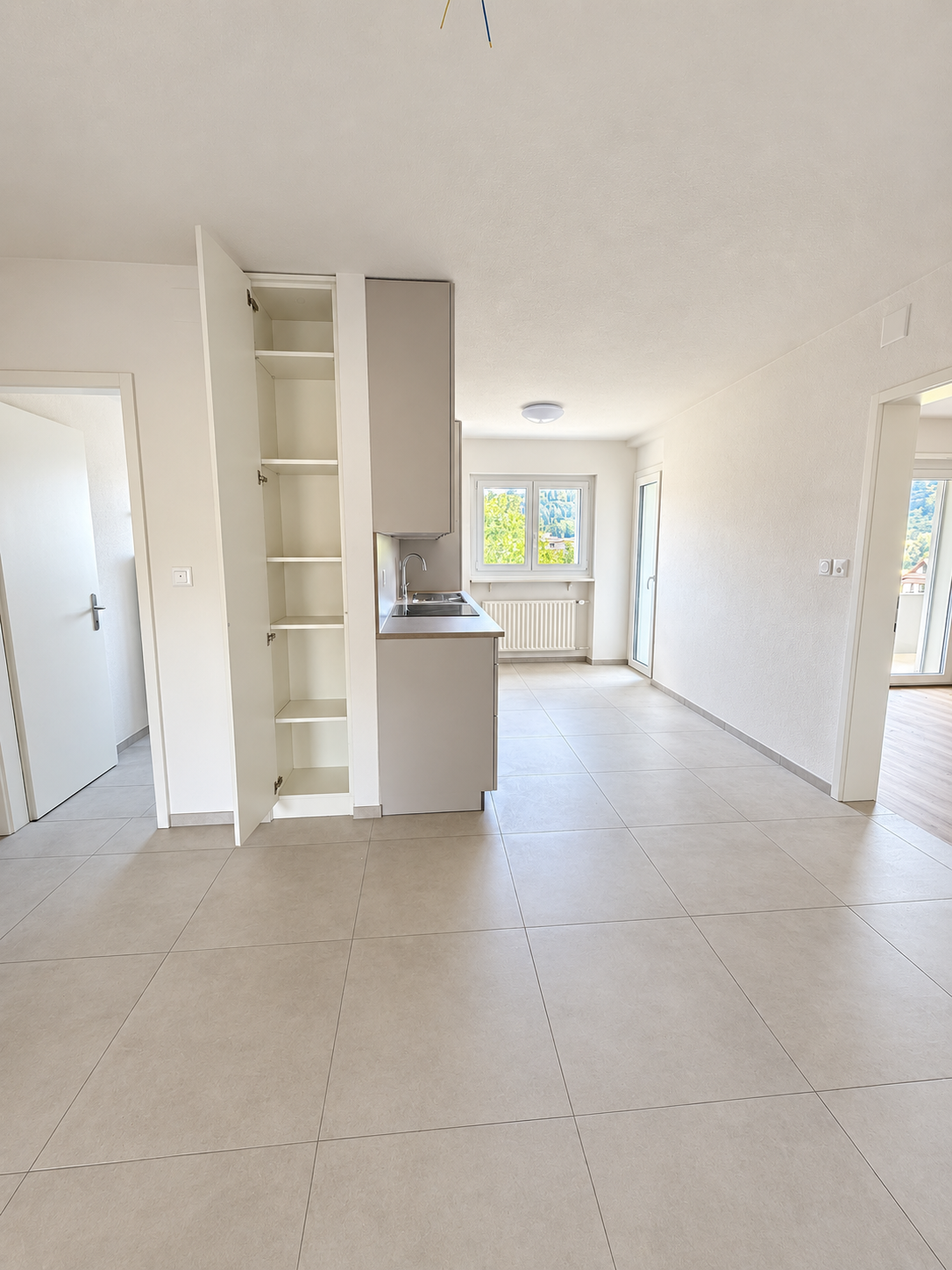 4 rooms apartment, photo 5 of 10