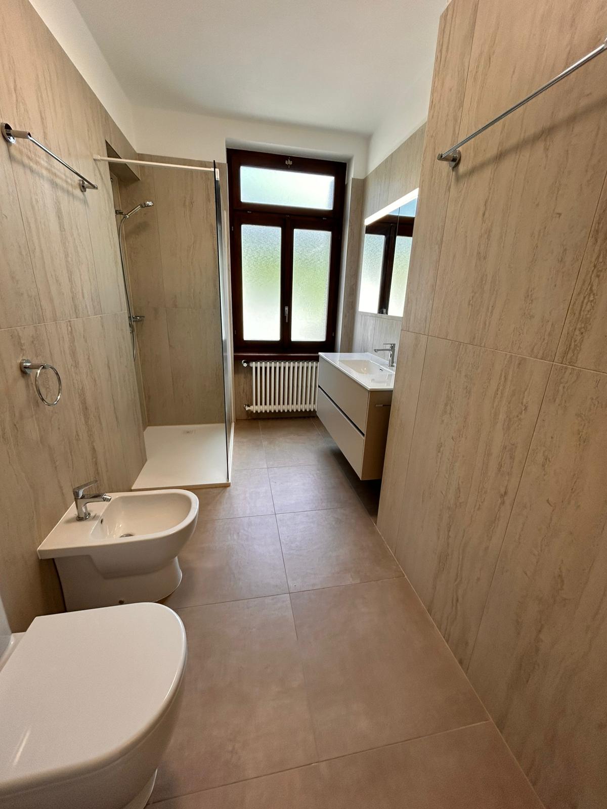 Möblierte 4 ½ Zimmer Wohnung