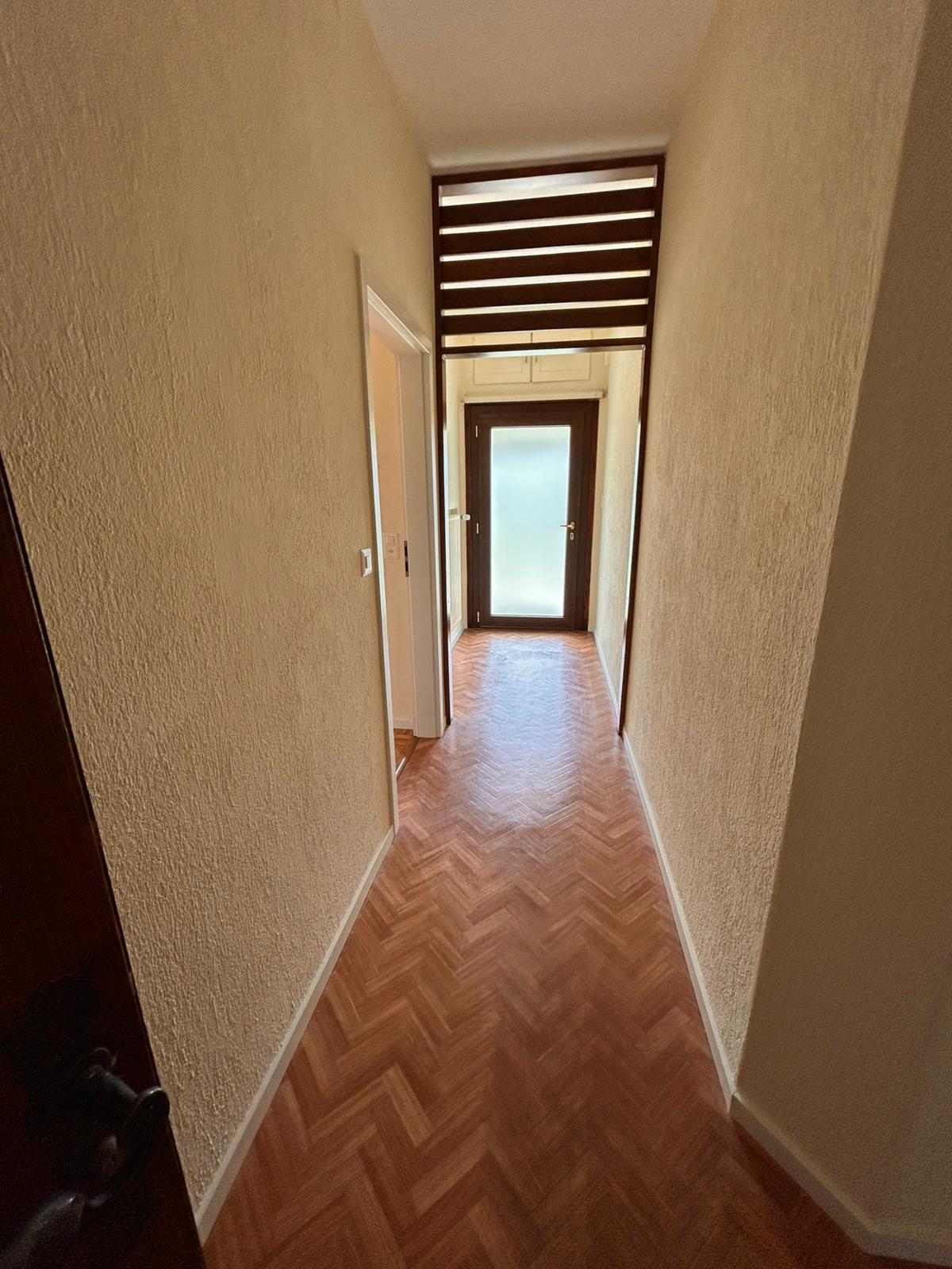 Möblierte 4 ½ Zimmer Wohnung