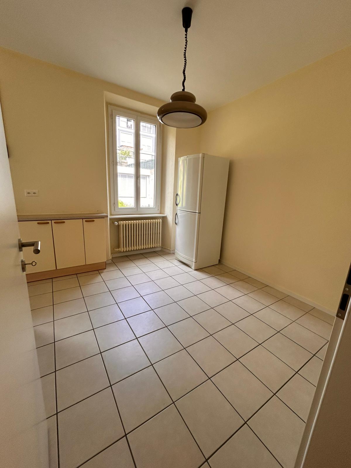 Möblierte 4 ½ Zimmer Wohnung