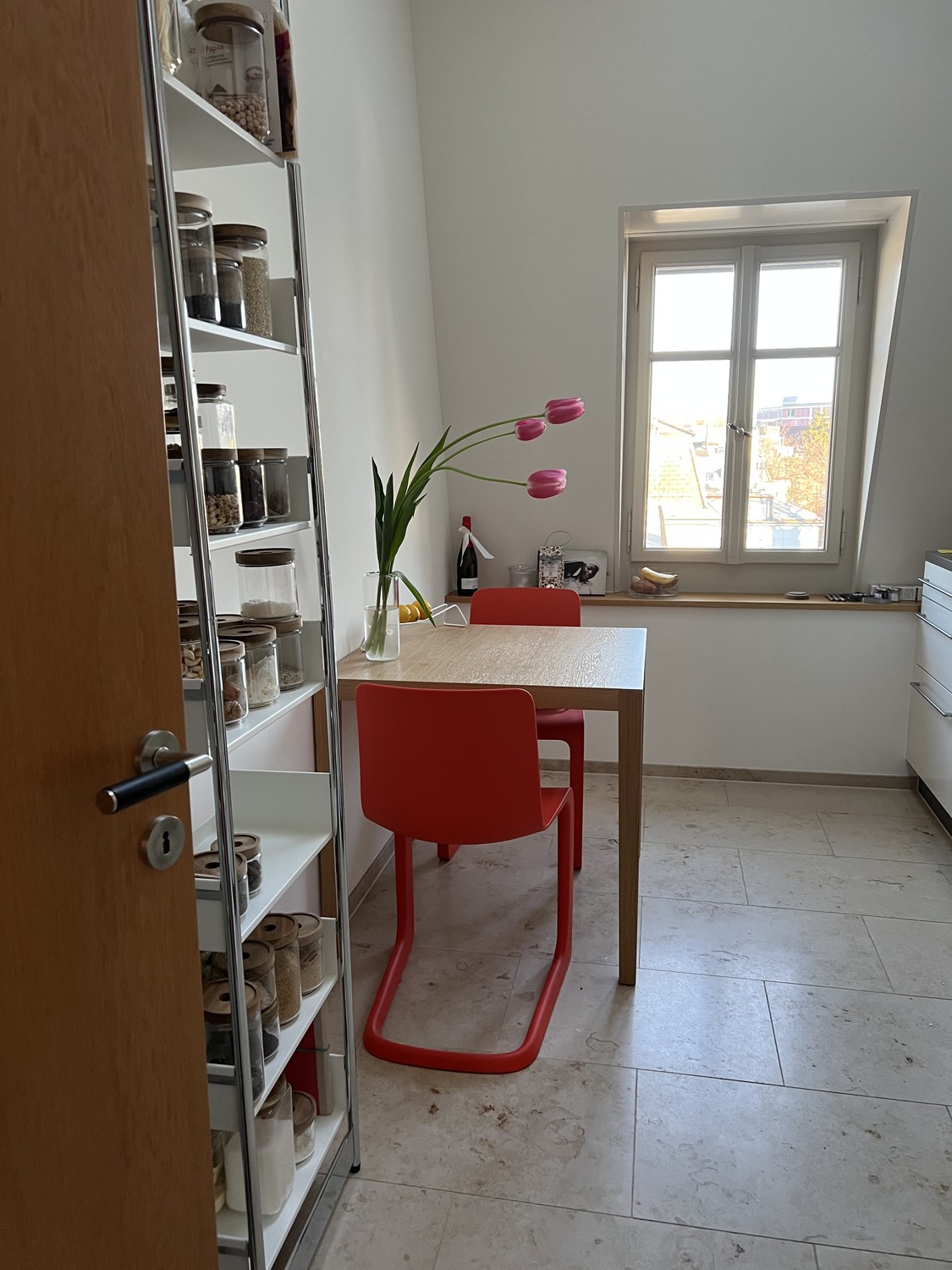 2 ½ rooms apartment, photo 3 of 3