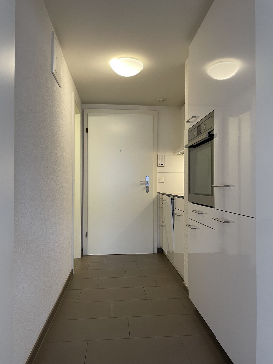 1 room apartment, photo 2 of 5