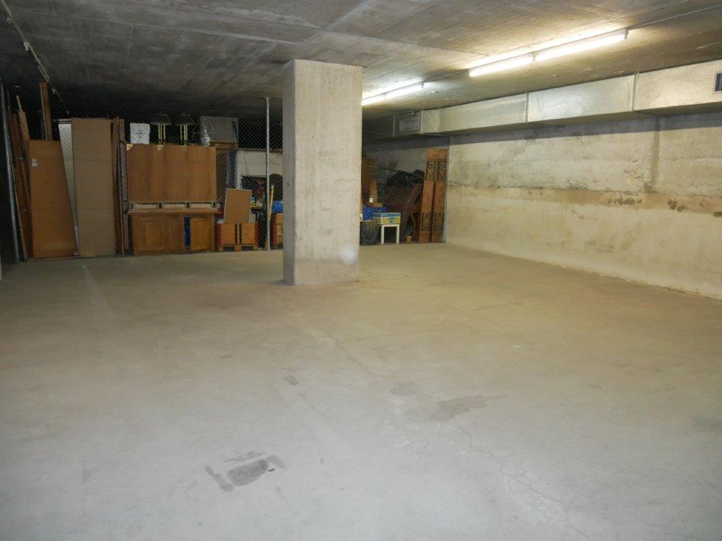 90m² storage room, photo 2 of 7
