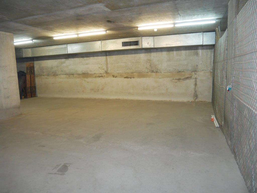 90m² storage room, photo 1 of 7