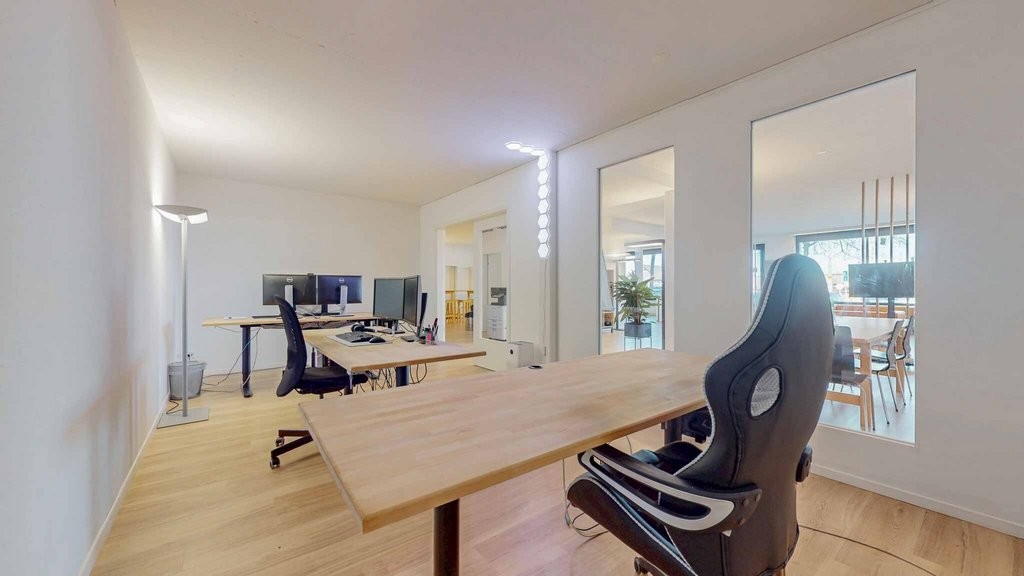175m² shop, photo 8 of 10