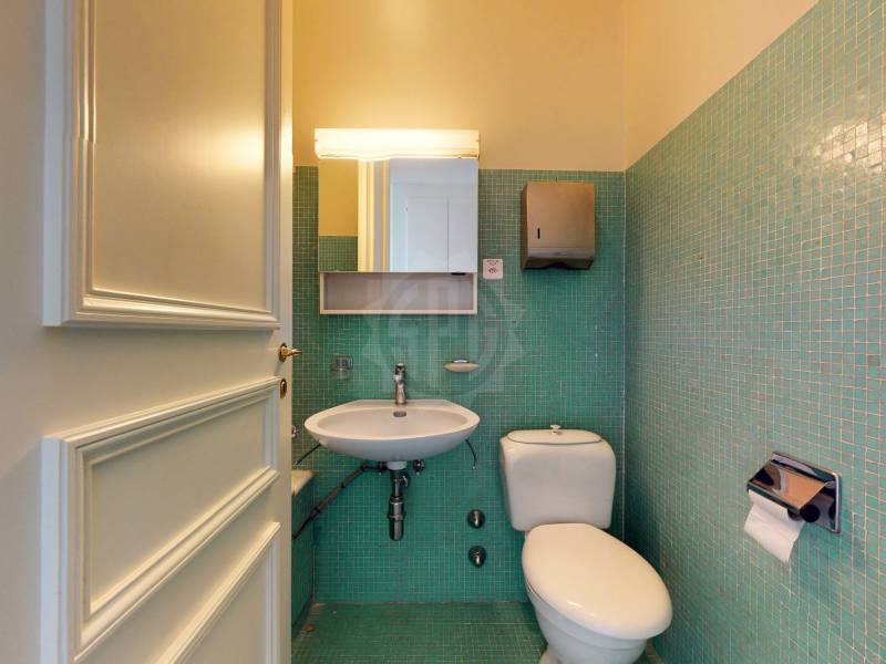 23m² office