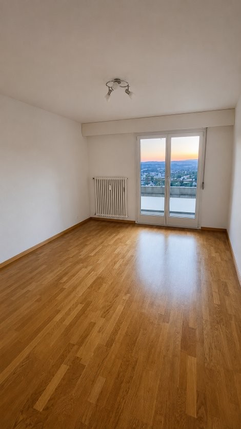 4 rooms apartment, photo 3 of 8
