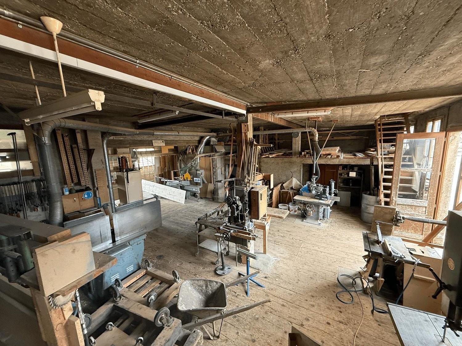 Workshop, photo 2 of 3