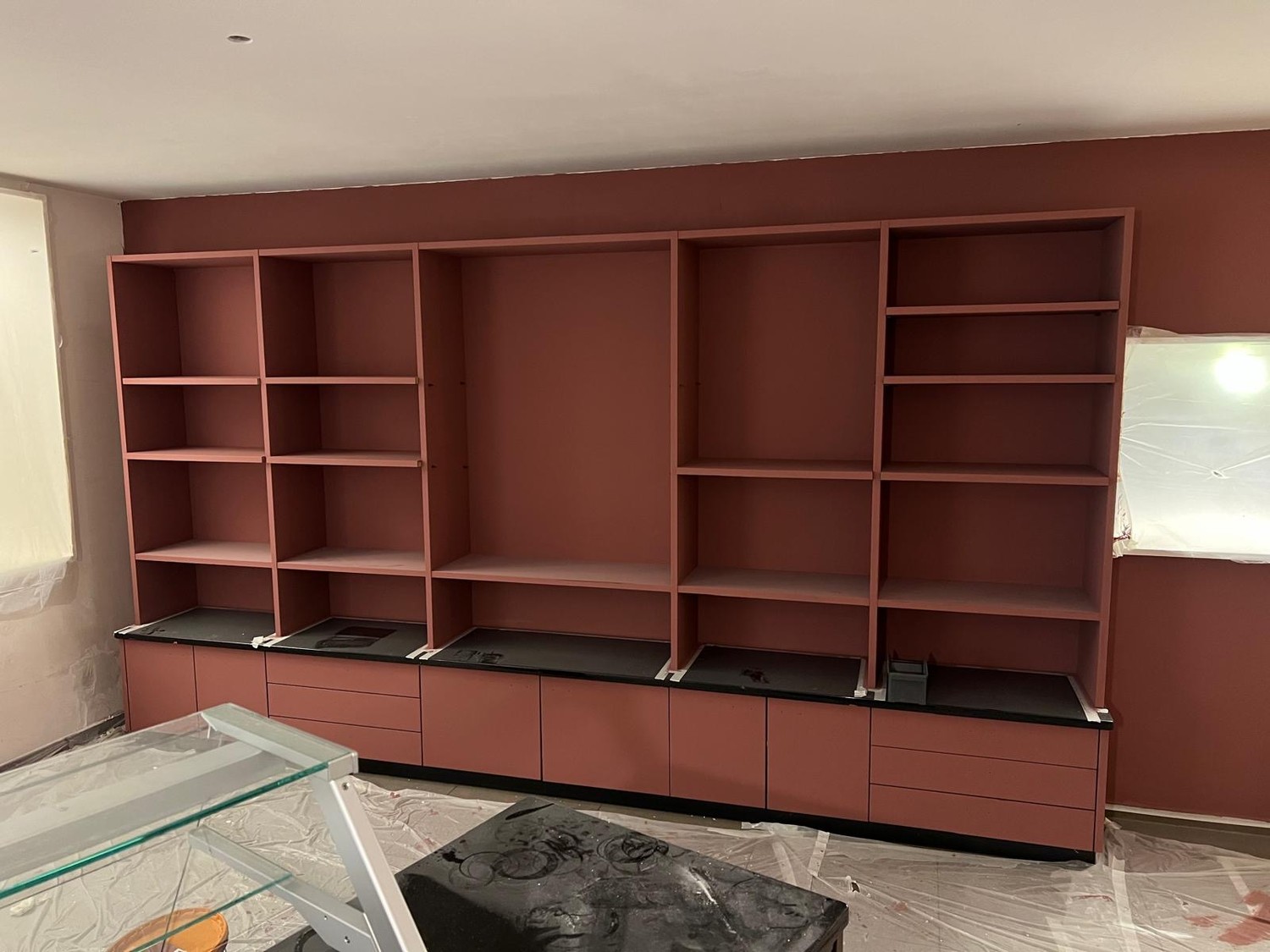 60m² commercial