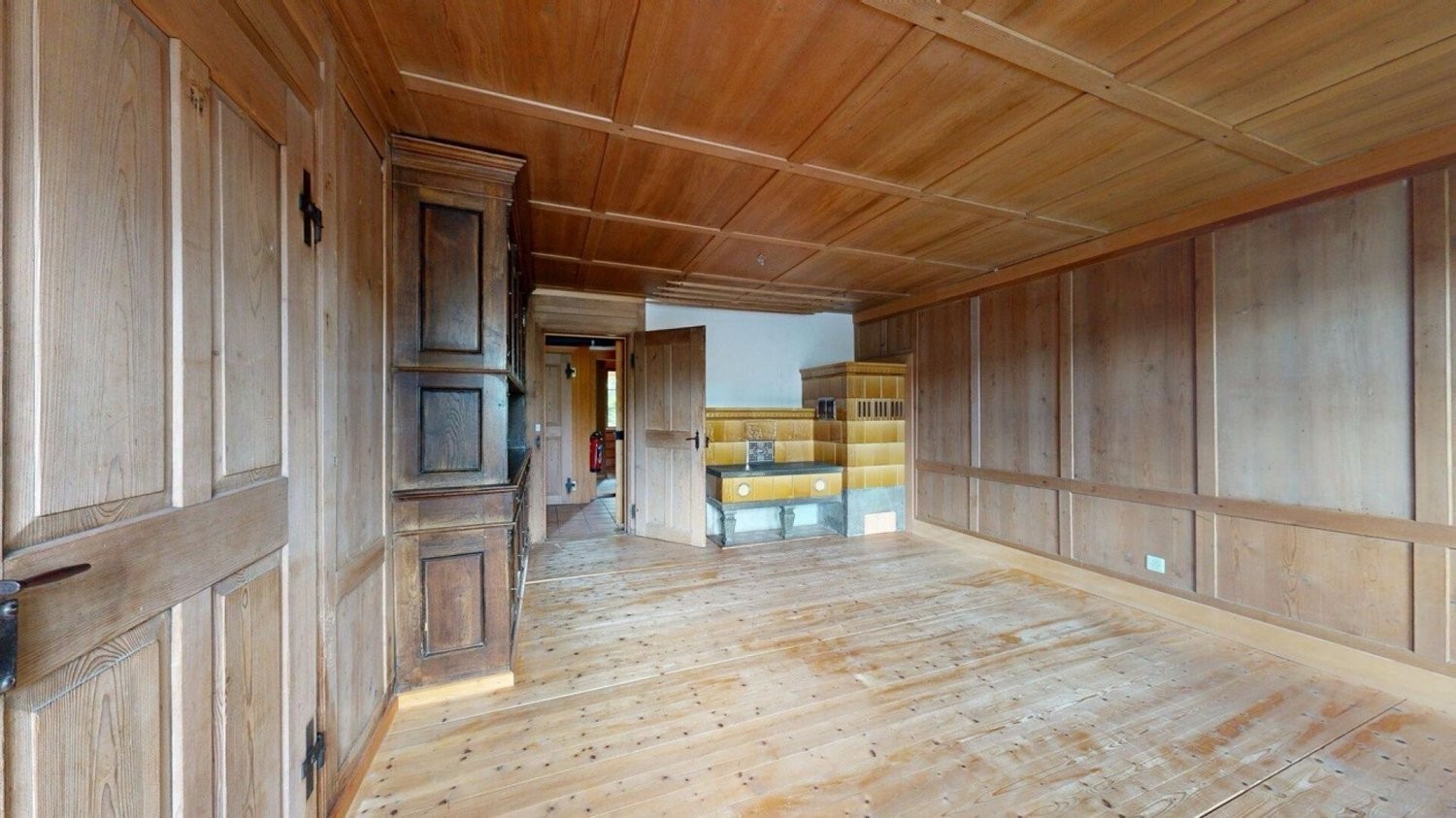 Living / commercial building, photo 9 of 10