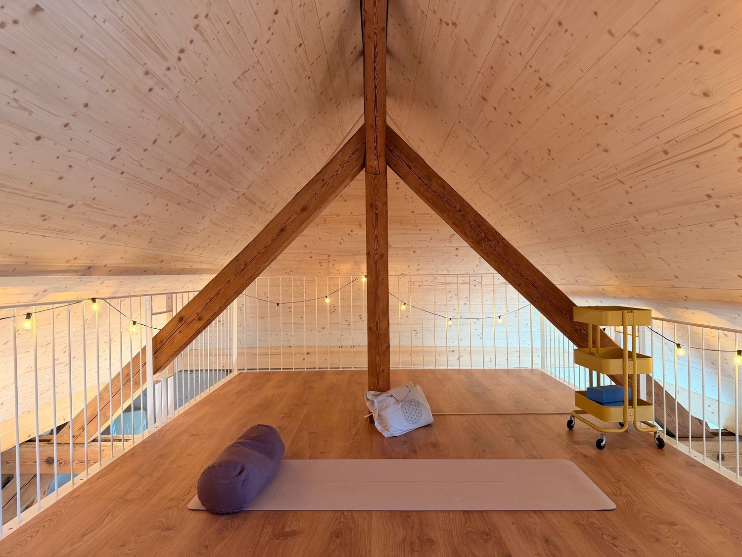 Roof flat, photo 7 of 10