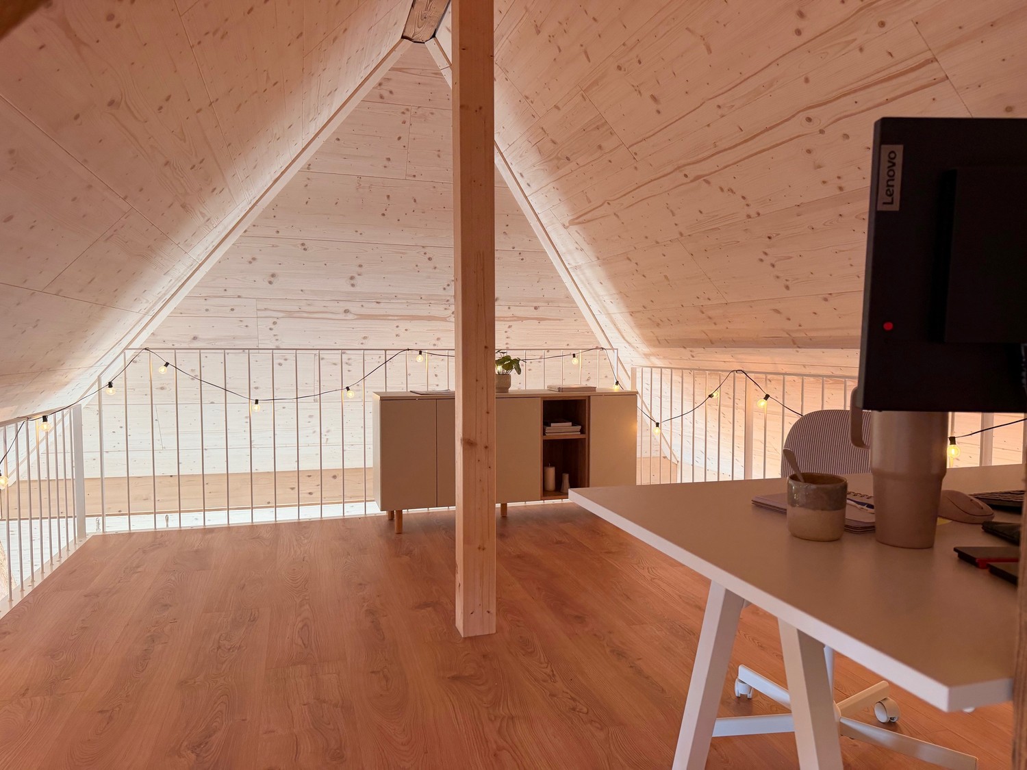 Roof flat, photo 5 of 10