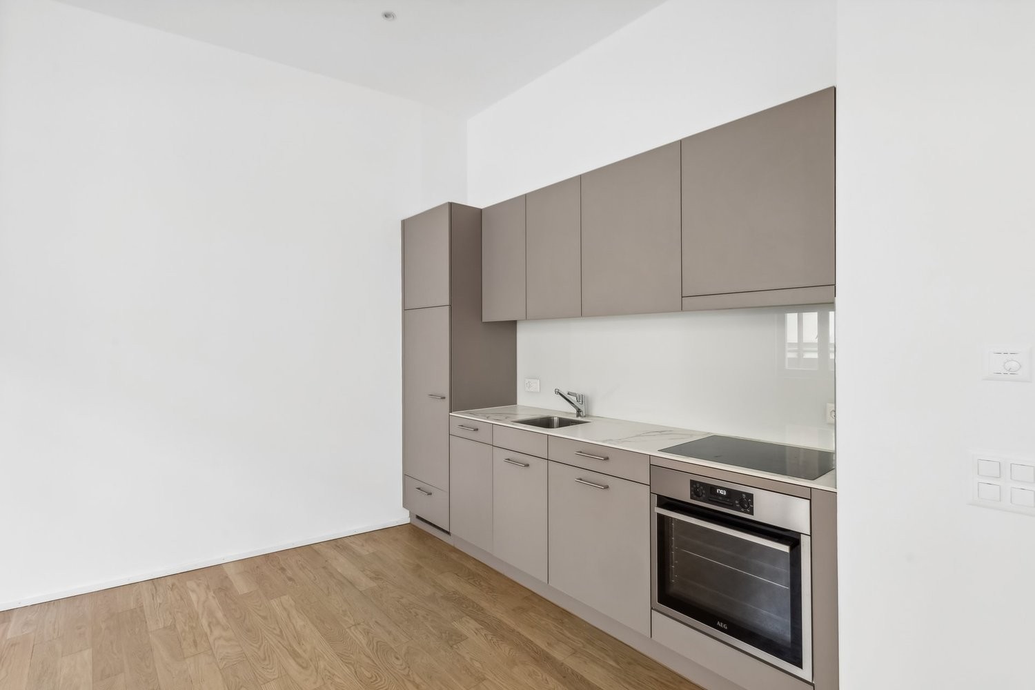 1 room apartment, photo 5 of 8