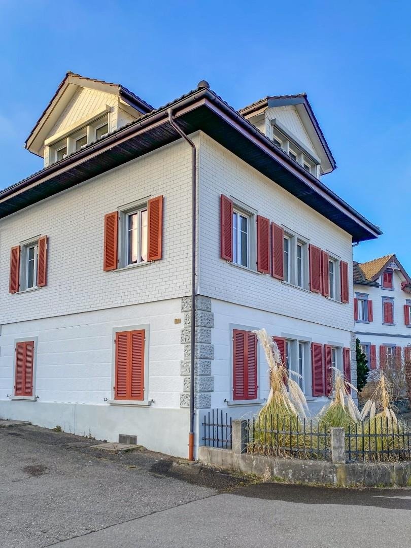 Single house, photo 1 of 10