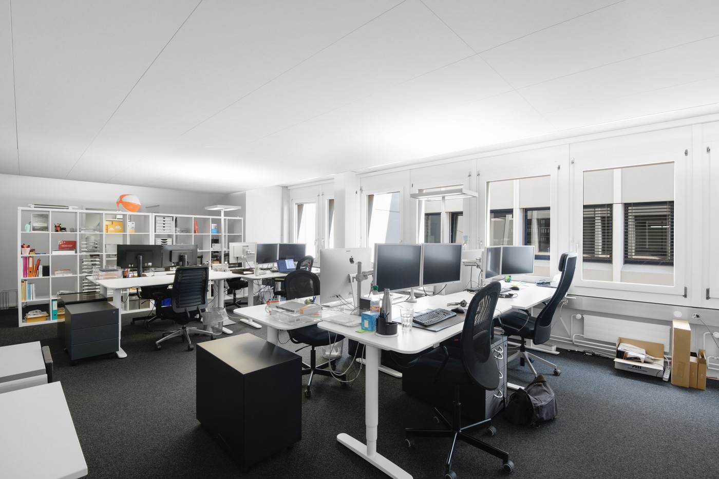 332m² office, photo 4 of 6