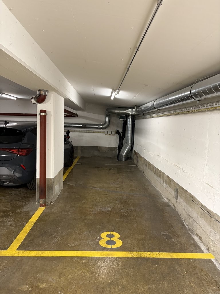 Underground slot, photo 3 of 3
