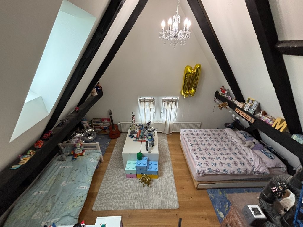 5 rooms single house