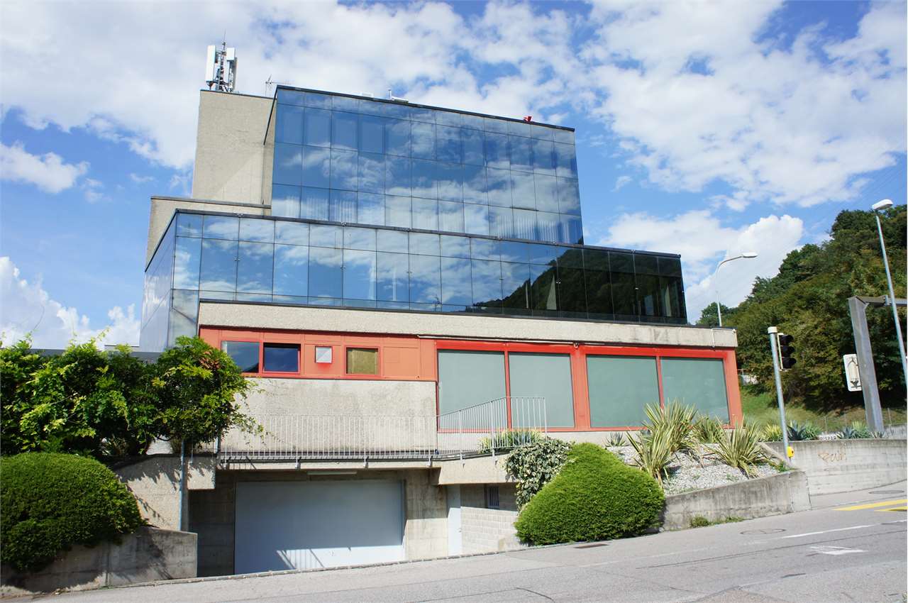 Office, photo 4 of 10