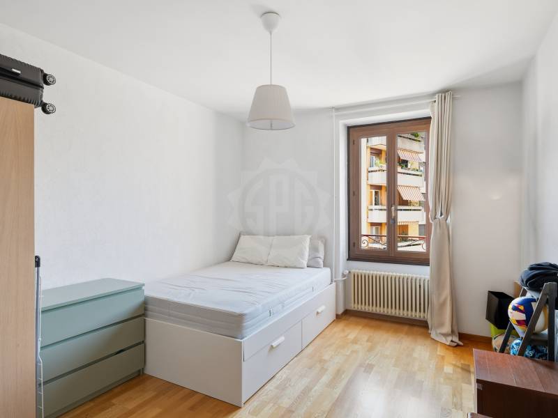 4 rooms apartment, photo 9 of 10