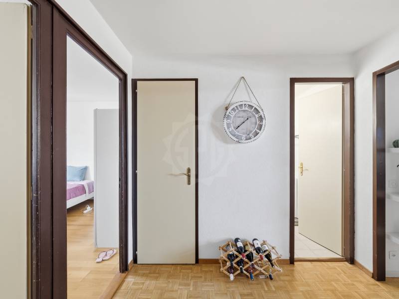4 rooms apartment, photo 2 of 10