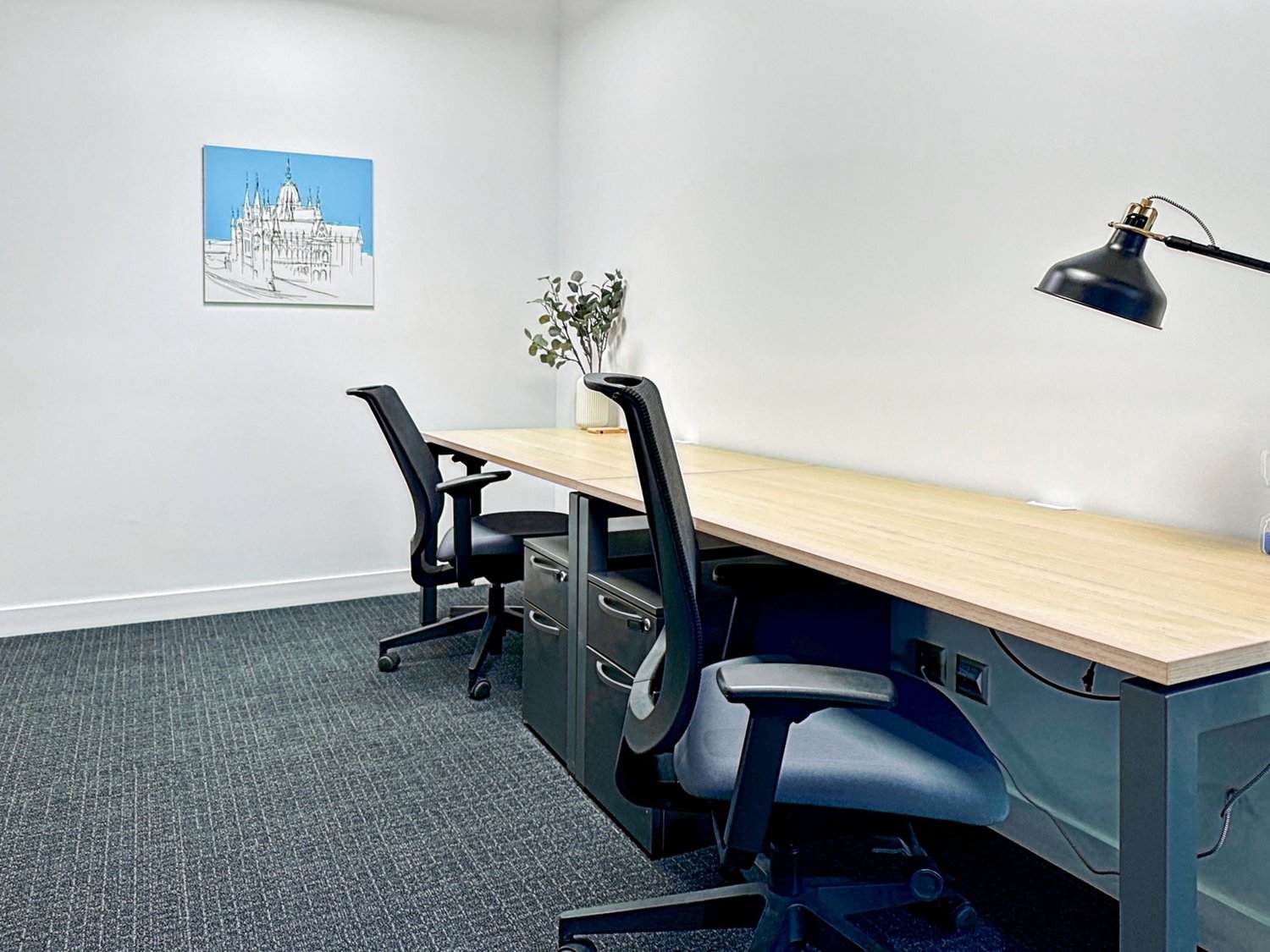 Office, photo 1 of 8