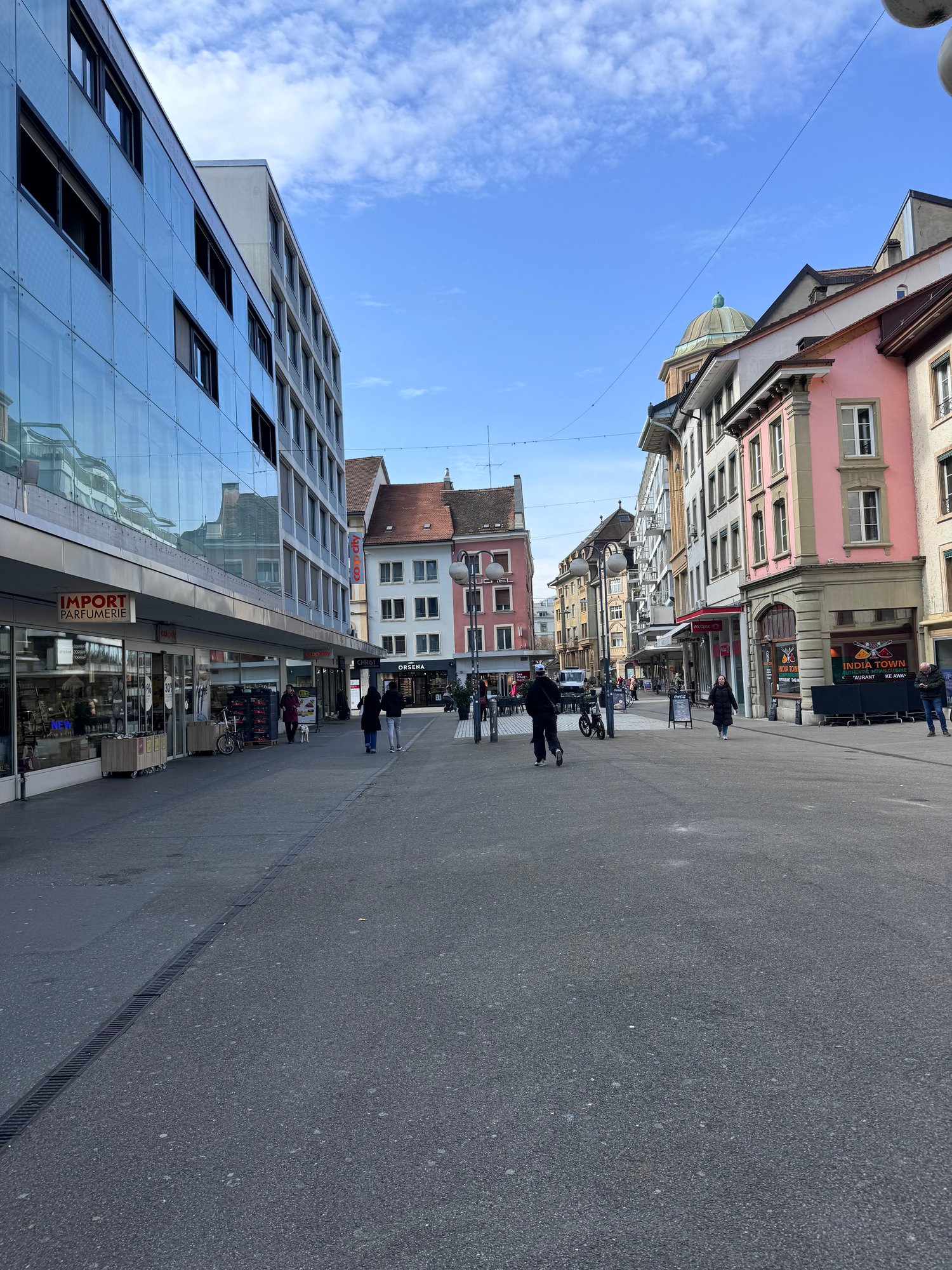 355m² coffeehouse, photo 9 of 9