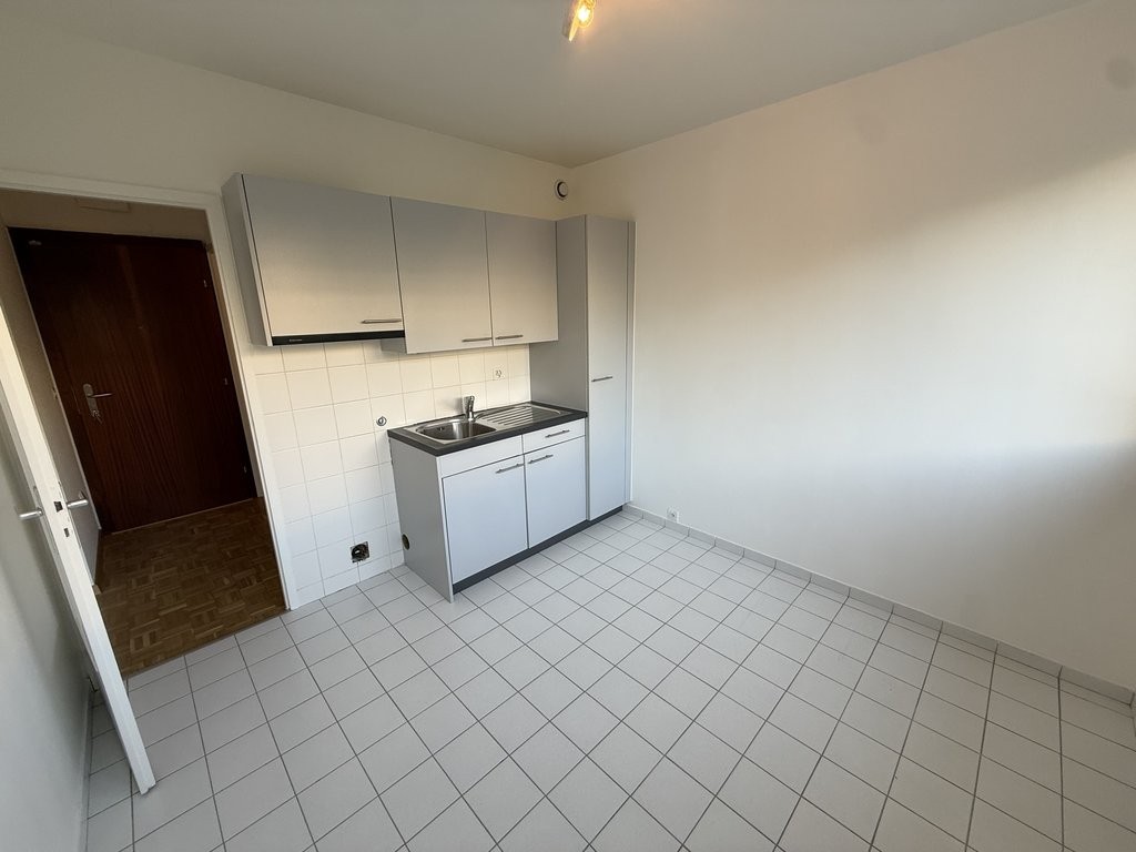2 rooms apartment (4)