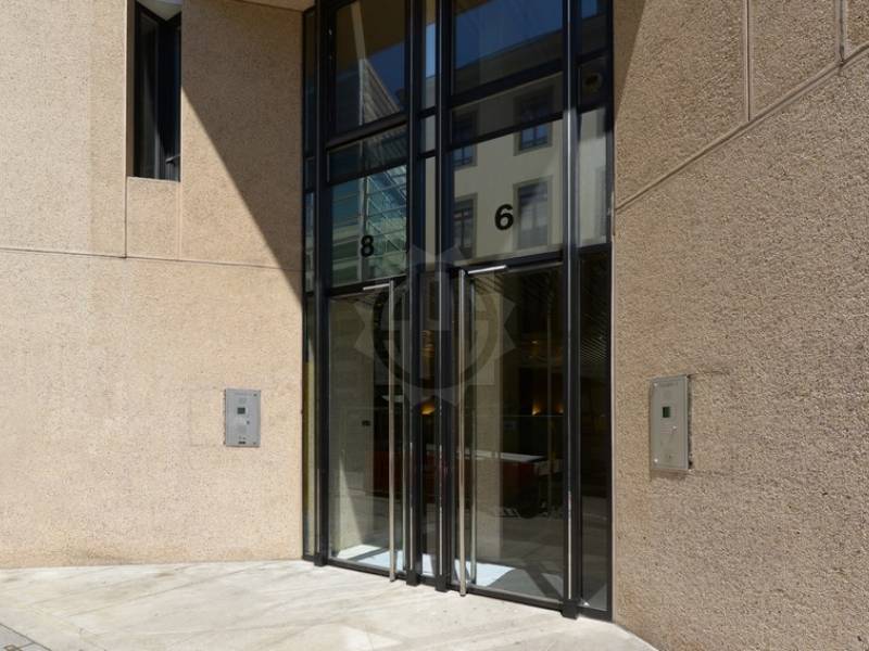 Covered slot, photo 4 of 4