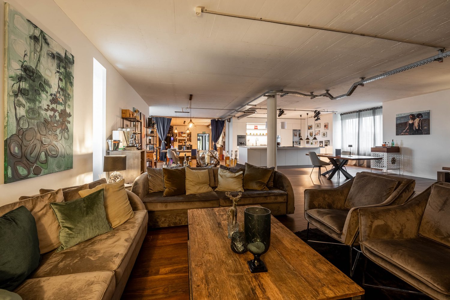 300m² commercial, photo 2 of 10