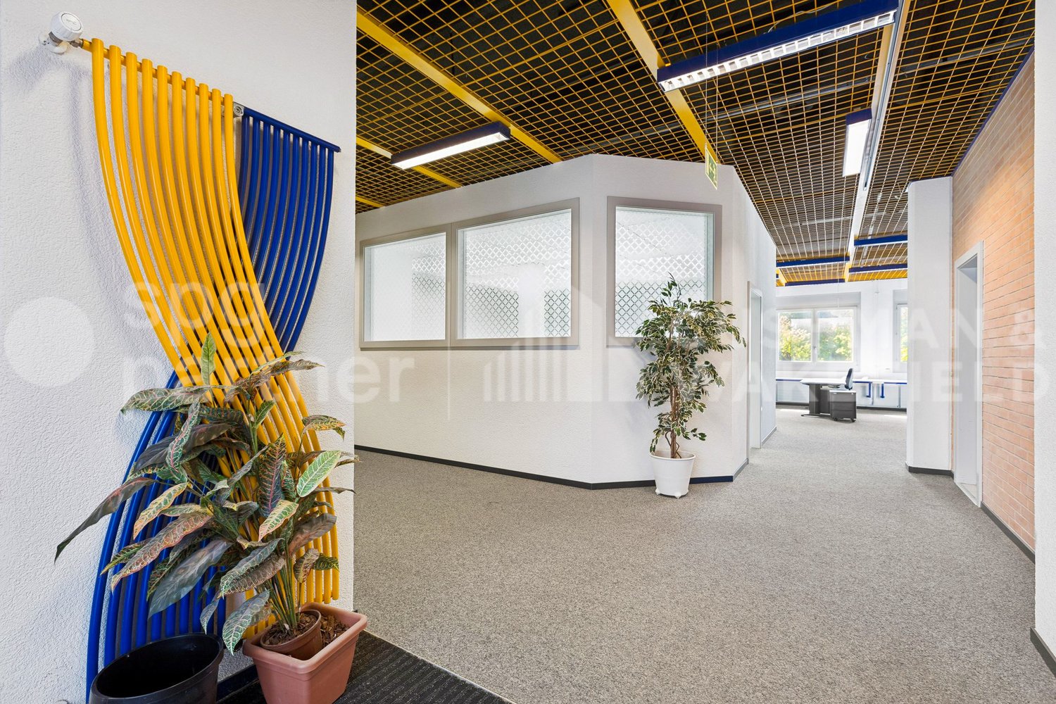 461m² office, photo 3 of 10