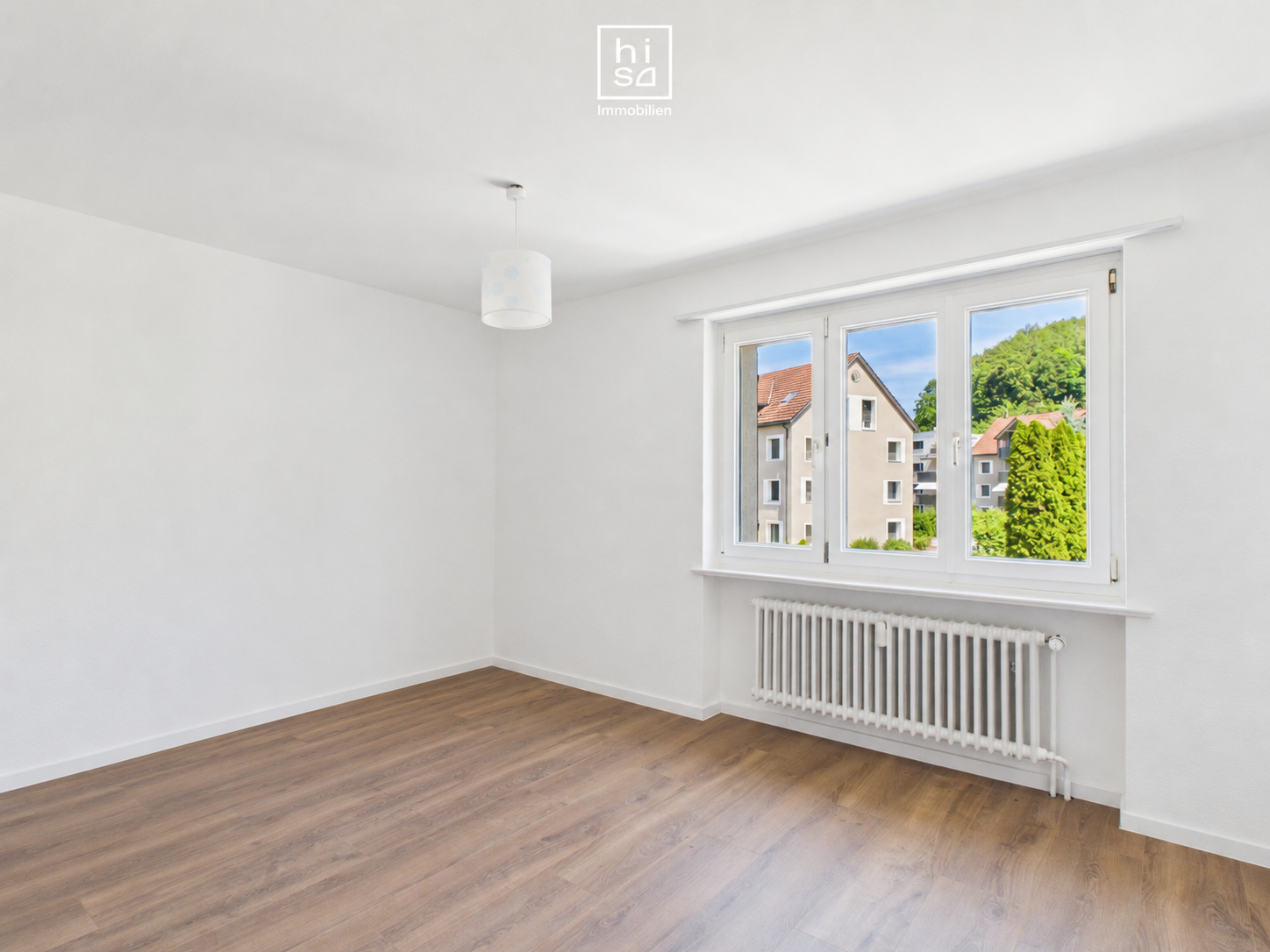 4 rooms apartment, photo 1 of 5