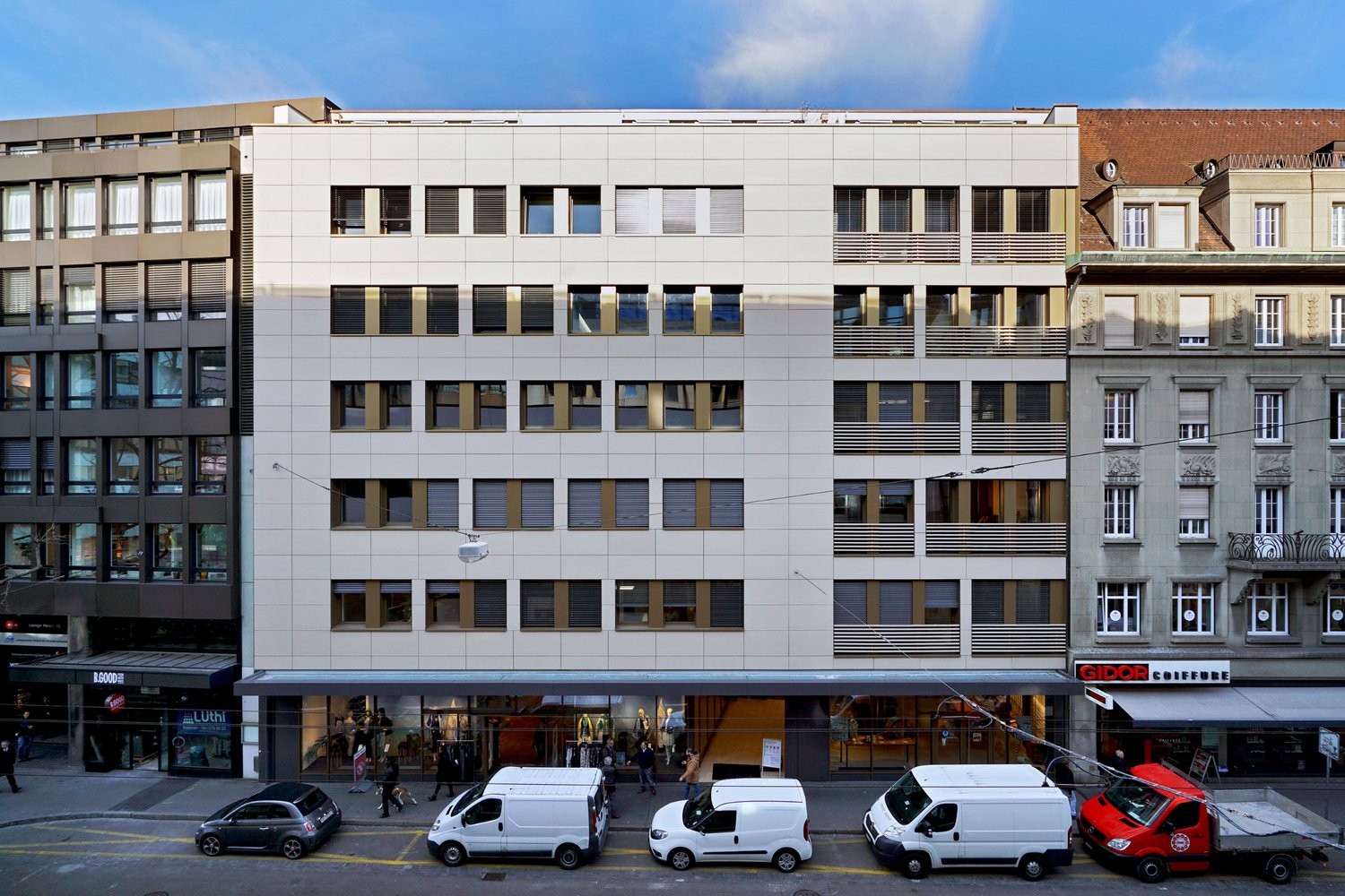 129m² practice, Foto 1 von 8