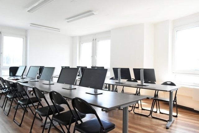 219m² Büro, Foto 5 von 6