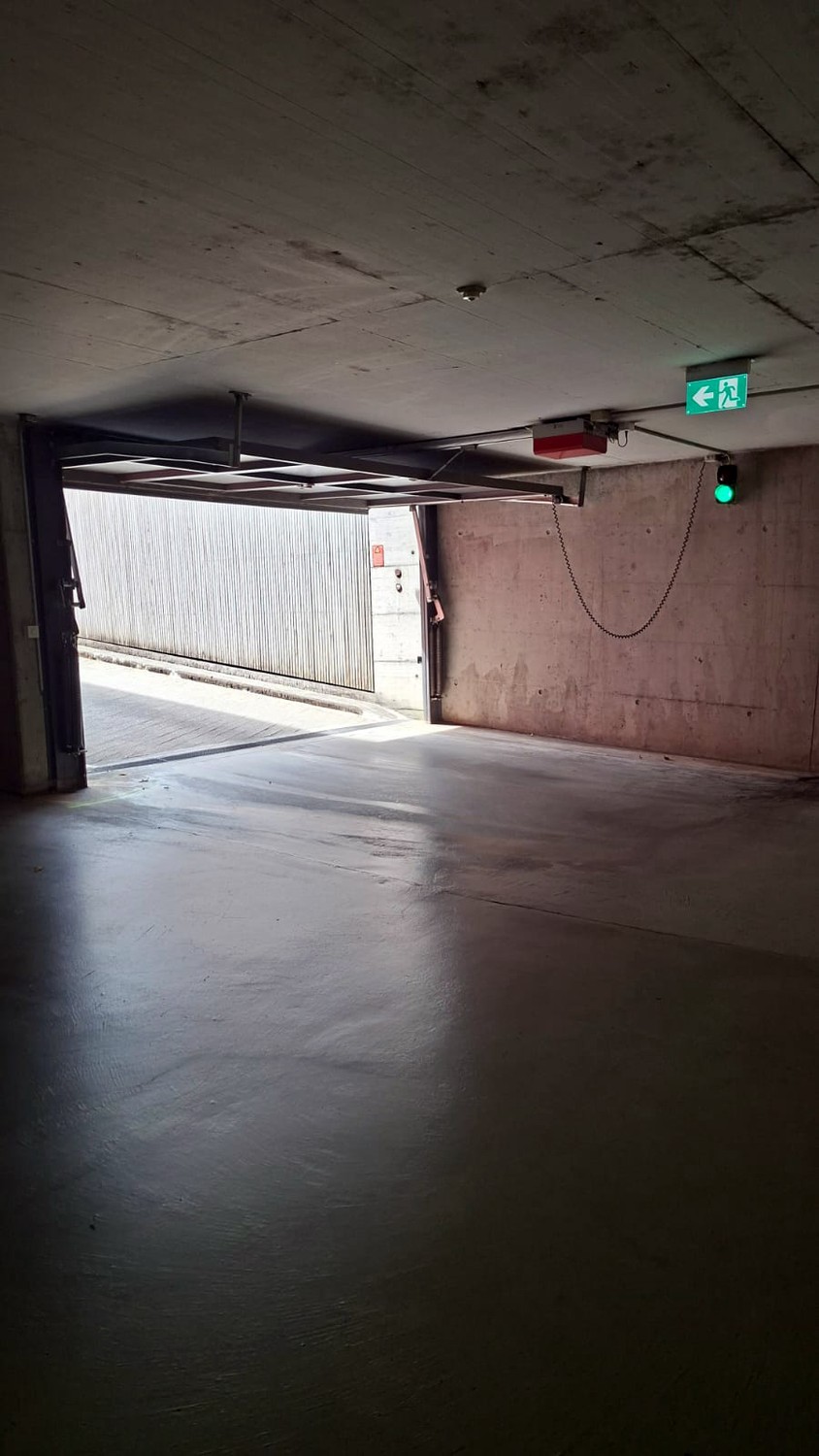 Underground slot, photo 3 of 3