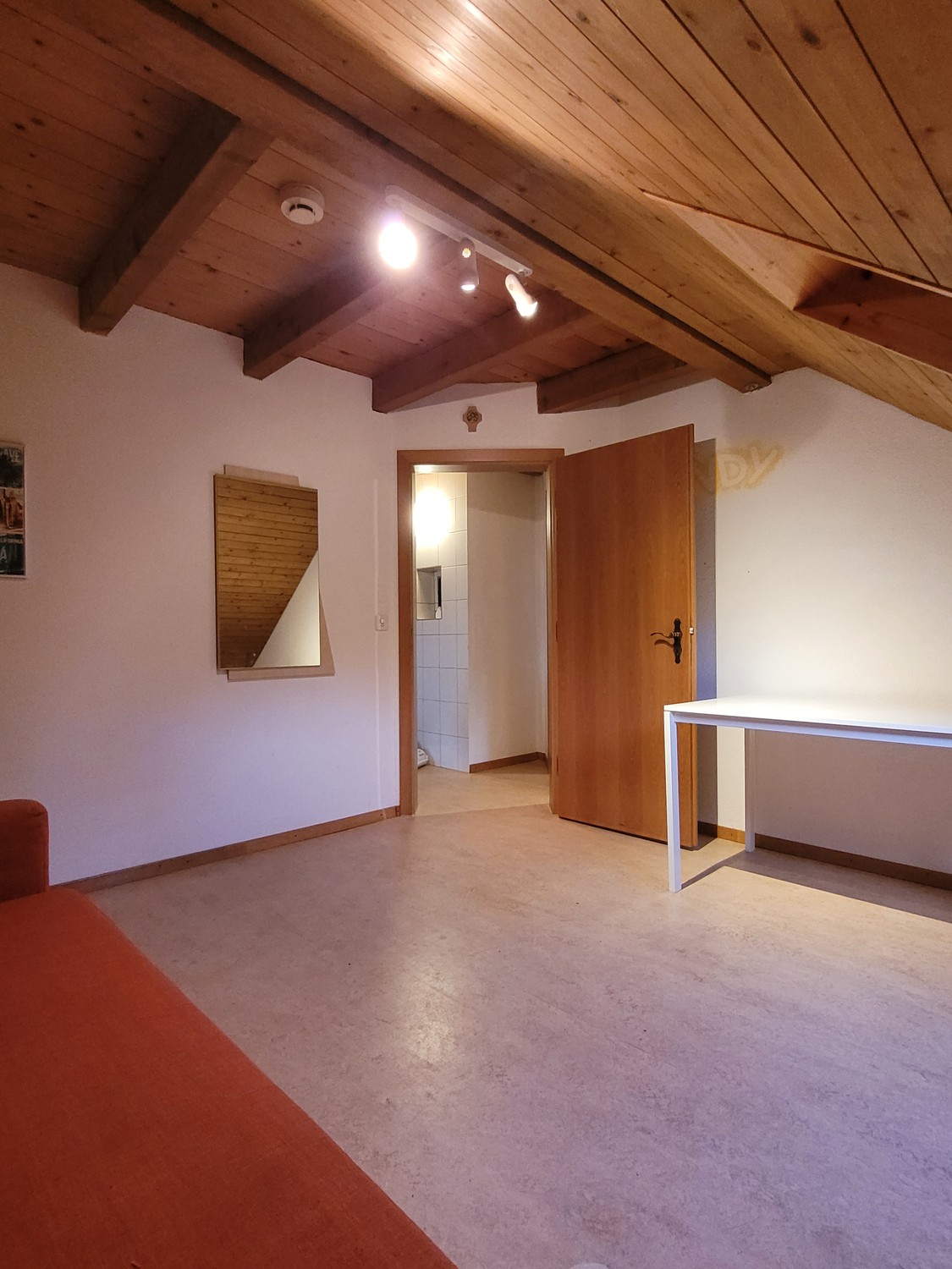 Stanza in un appartamento condiviso, foto 2 di 8