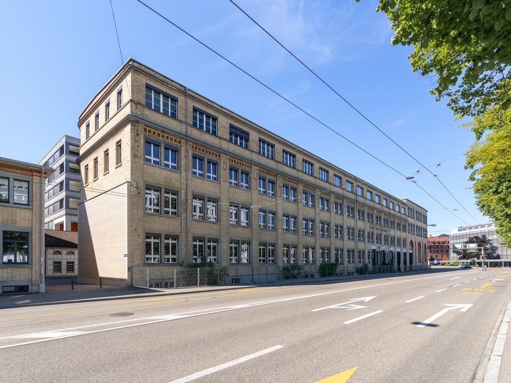 Local de stockage de 120m²
