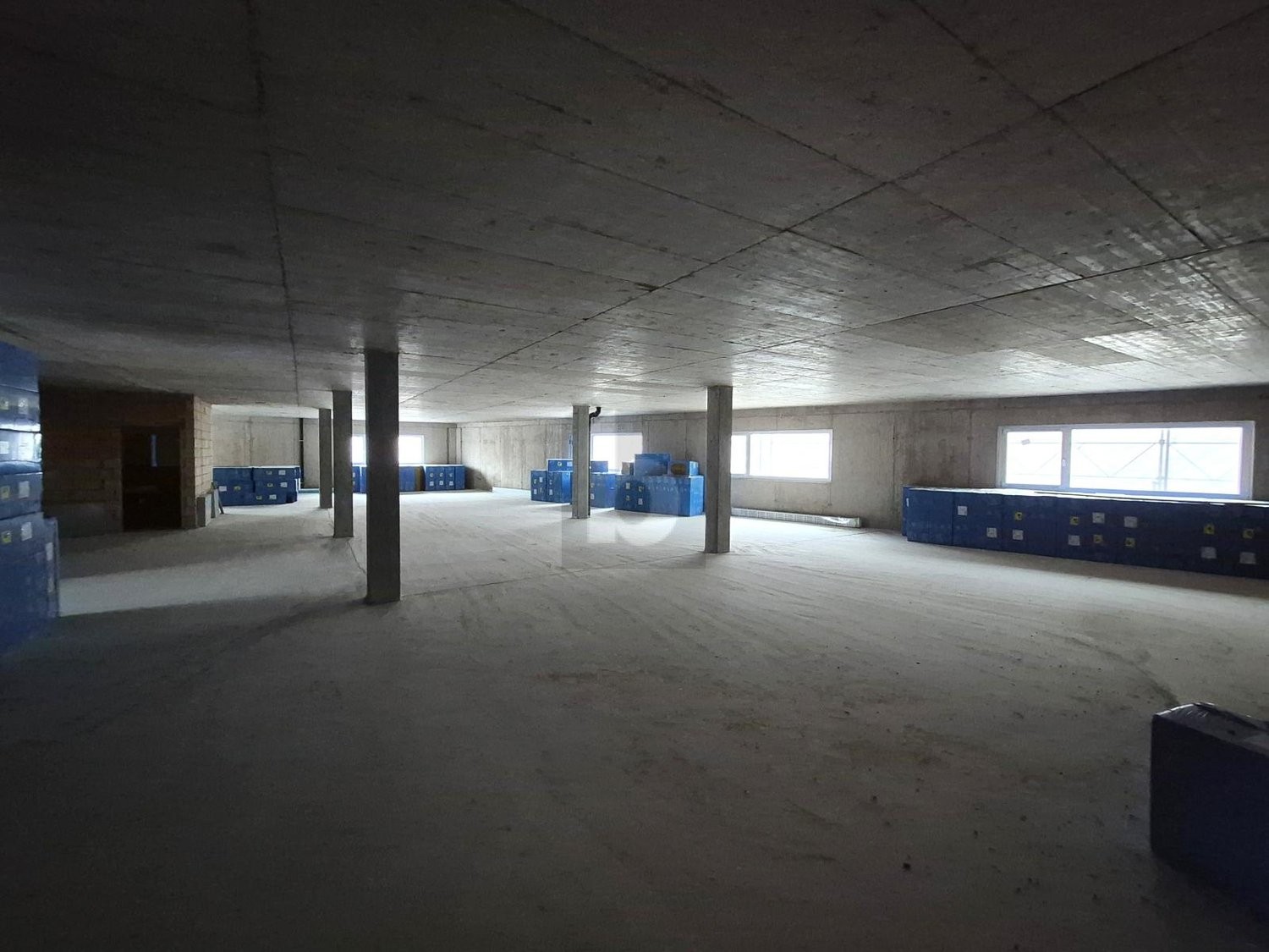 456m² industrial object, photo 3 of 4