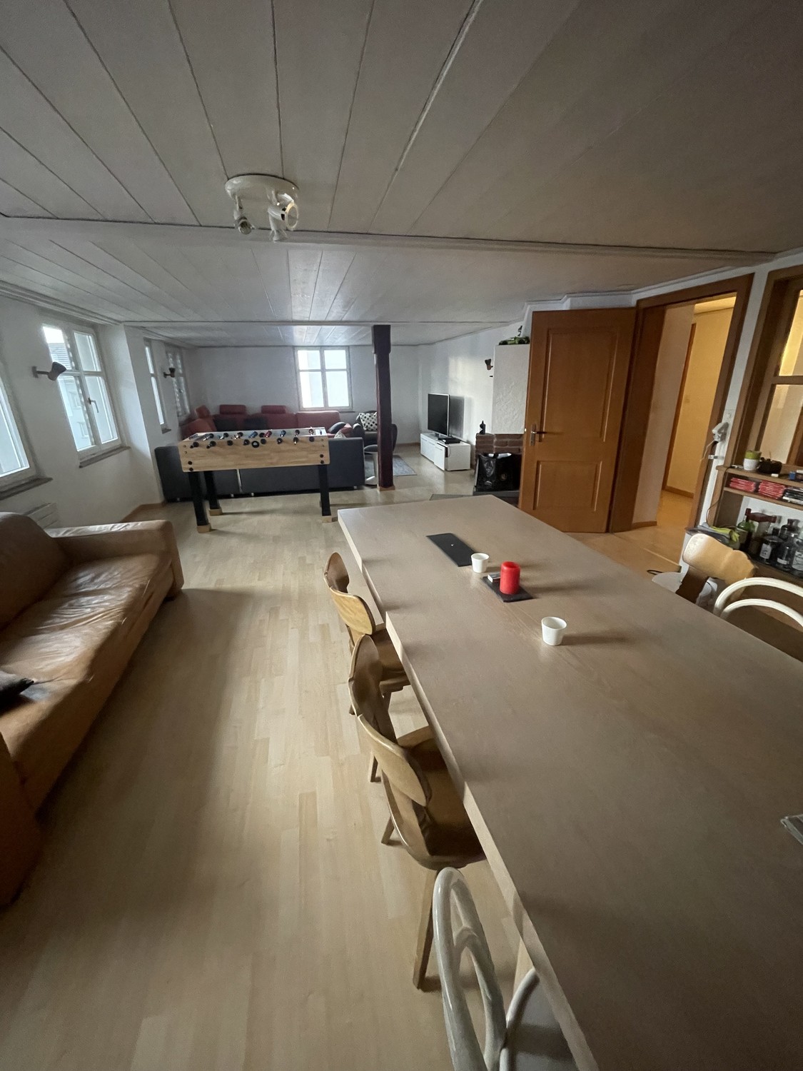 Camera in un appartamento condiviso, foto 1 di 4
