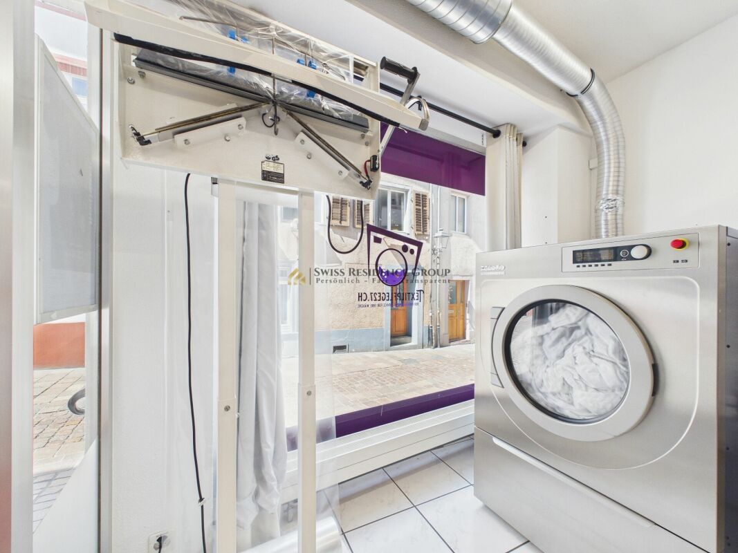 50m² commercial