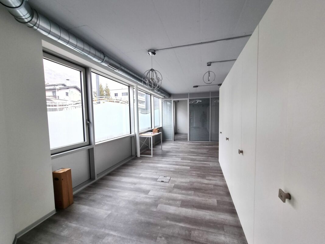 72m² commercial, photo 3 of 5