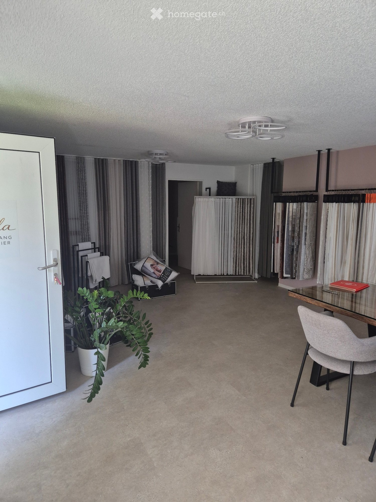 1 room single room