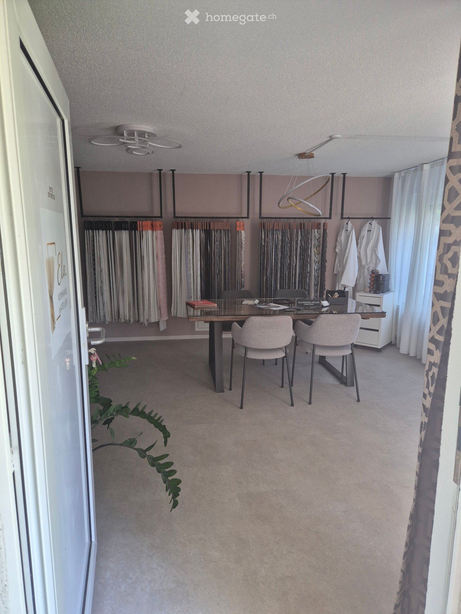 1 room single room