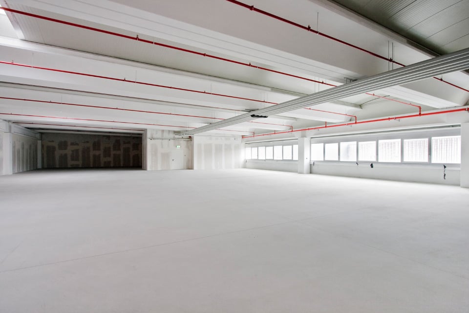 784m² objet industriel