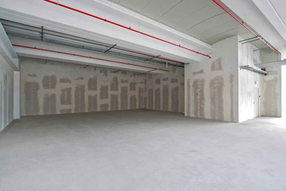 784m² objet industriel