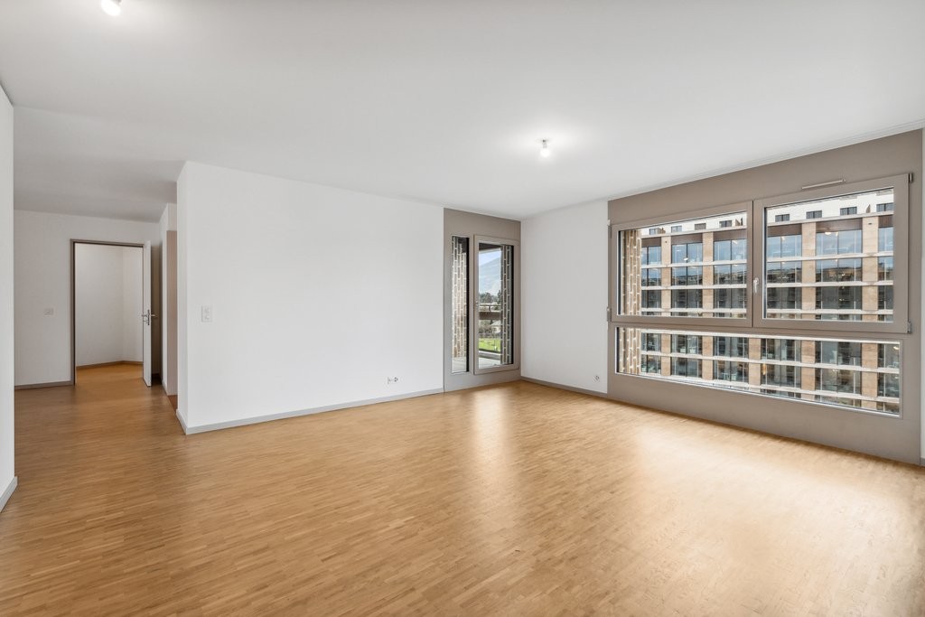 4 rooms apartment, photo 2 of 3