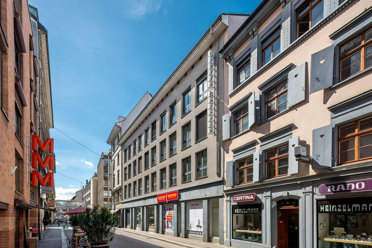 496m² commercial, foto 2 di 10