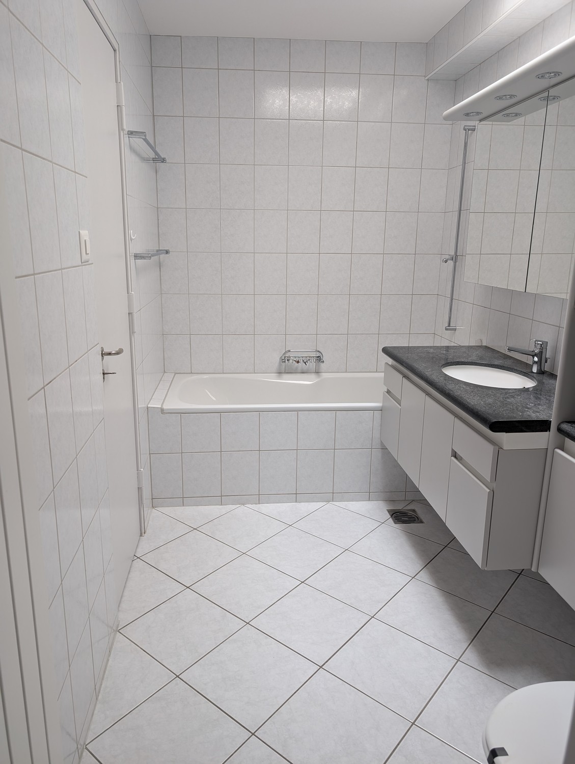3 rooms apartment, photo 9 of 10