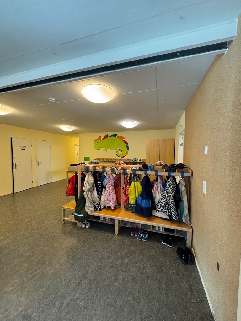 188m² commercial, photo 2 of 10