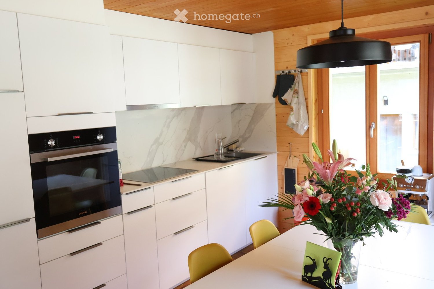 5 rooms apartment